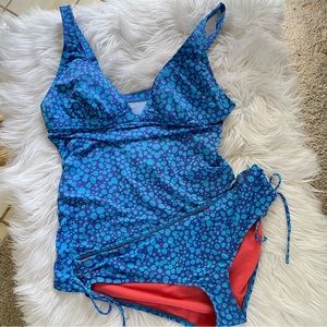 Title Nine Carve Designs Blue Purple Dot Tankini Swimsuit Bathing suit womens L